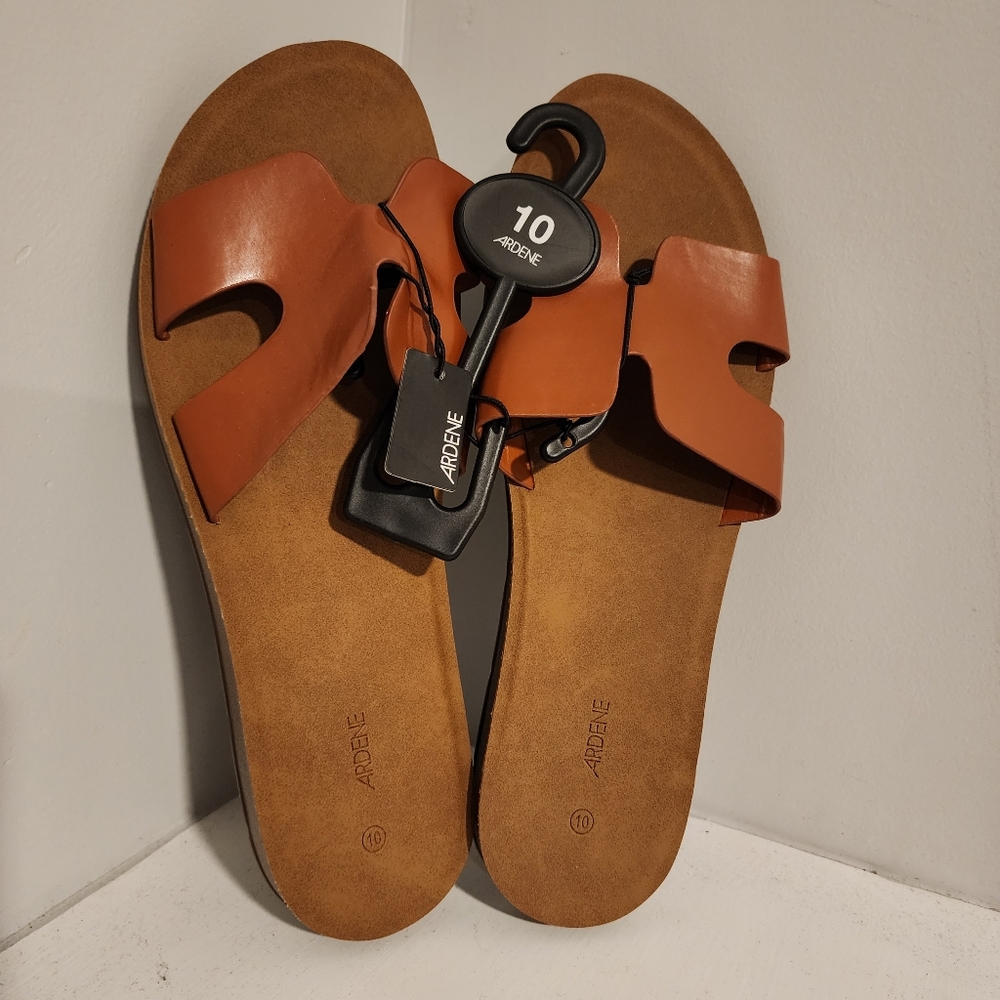 Ardene slip on sandals sz 10 NWT